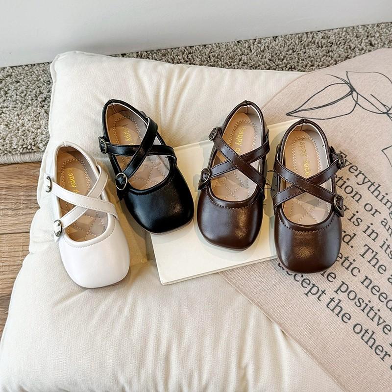 Детская обувь Элегантные праздничные платья для девочек Кожаная обувь на мягкой подошве Модная универсальная Нескользящая повседневная обувь Zapatos Para Niños