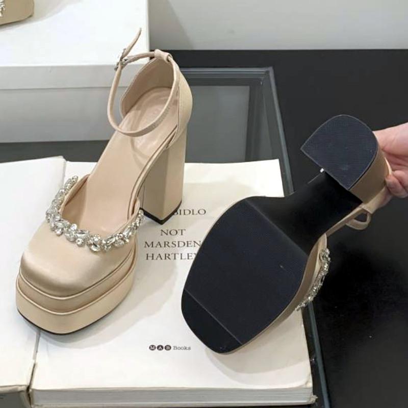 Роскошные хрустальные сандалии на массивной платформе для женщин, сексуальные туфли-лодочки на супервысоком каблуке с круглым носком, модные атласные с ремешком на щиколотке для выпускного вечера, женские