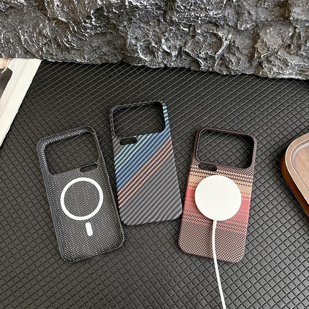 For Xiaomi 17 Pro Case Carbon Fiber Texture PC + TPU Phone Cover Magnetic Case