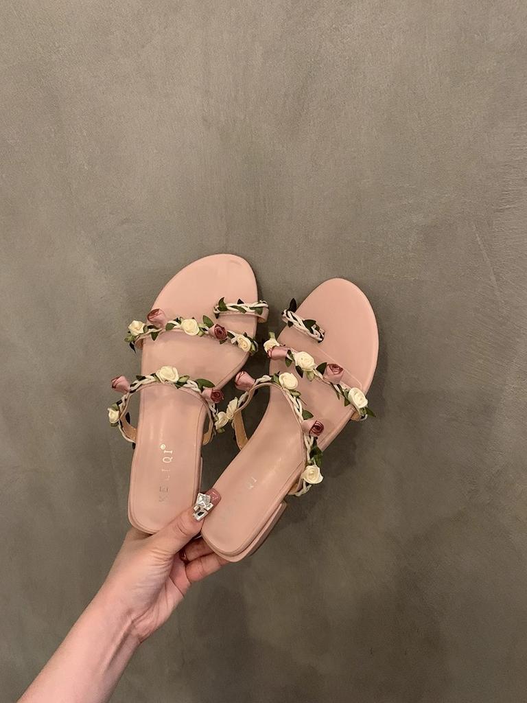 Fashion Square Heel Slippers Casual Rubber Flip Flops Shoes Woman 2025 Shale Female Beach Pantofle Block Luxury Soft Hawaiian Sabot New