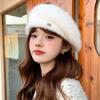 Осень и Зима Корейская Новая Шляпа из Кроличьего Пуха Женская Высококлассная Темпераментная Универсальная Шляпа Художника Защищающая от Холода Маленькая Беретная Шляпа