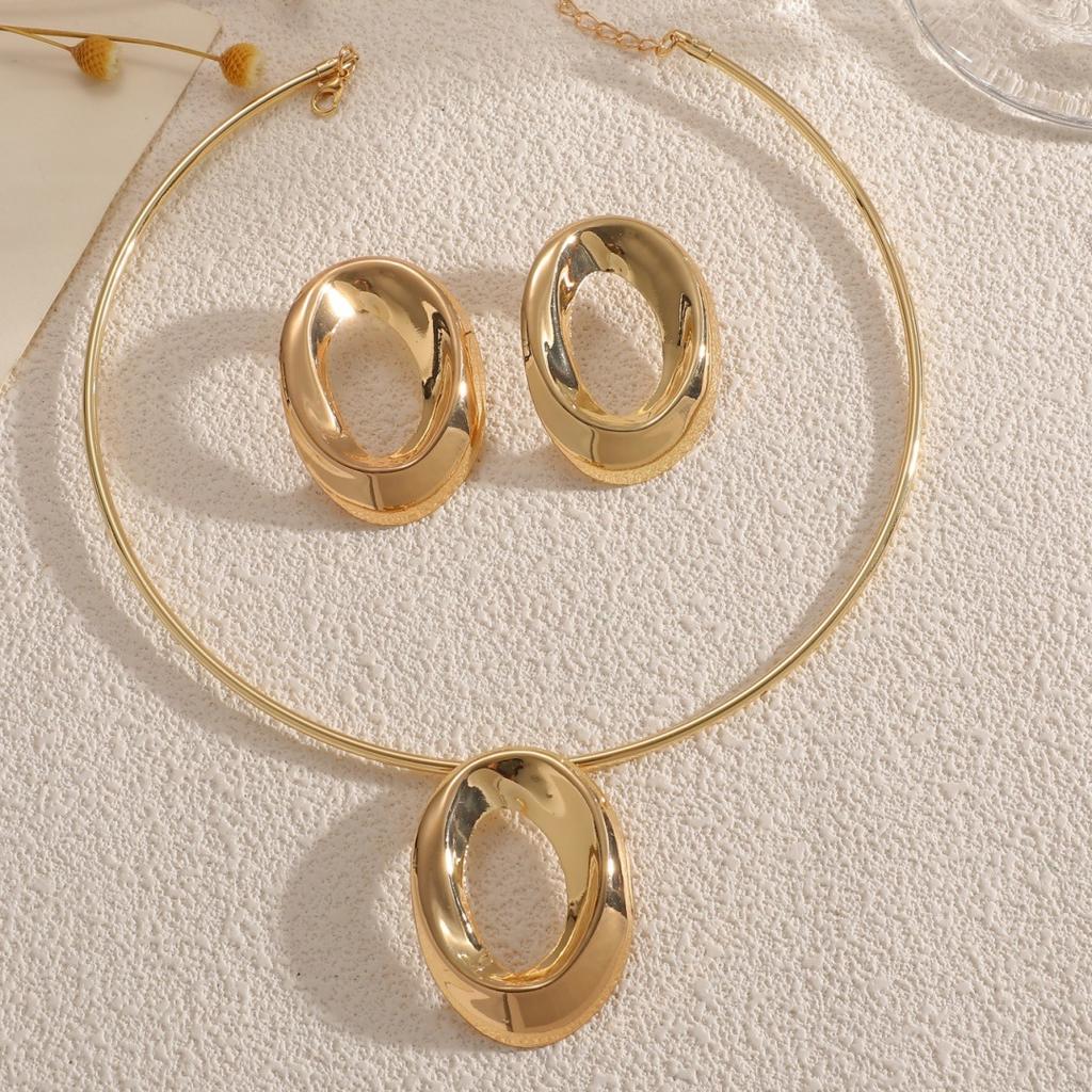 European and American design hollow metal collar earrings jewelry set light luxury high-end earrings collar two-piece set