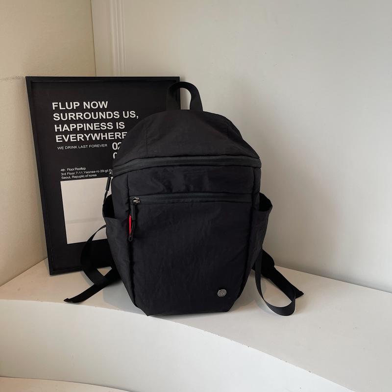 Foreign style personality simple niche design casual texture women's backpack 2025 autumn new fashion backpack