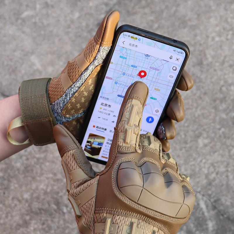 Men's Camouflage Touchscreen Tactical Gloves - Anti-cut, Non-slip, Full Finger for Cycling, Motorcycling, and Outdoor Sports.