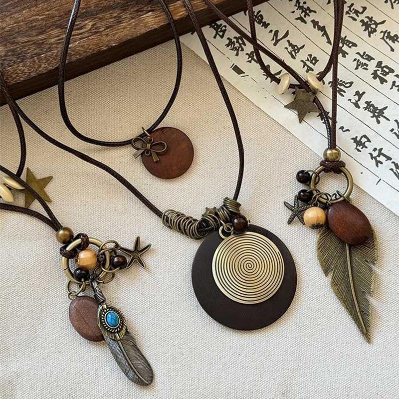 Ретро Китайское Кожаное Ожерелье Звезда Кисточка Перо - Женская Ключичная Цепочка