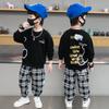 Мальчики весенне-осенний спортивный костюм детская весенняя спортивная одежда крутой красивый новый красивый модный жареный уличный весенний комплект из двух предметов