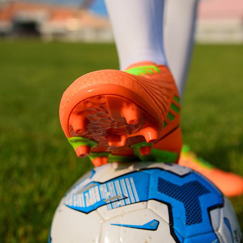 Men's/Women's Lawn Training AG Football Shoes Children's Teenager Sports Shoes Long Nail Wear Resistant Anti Slip Football Boots