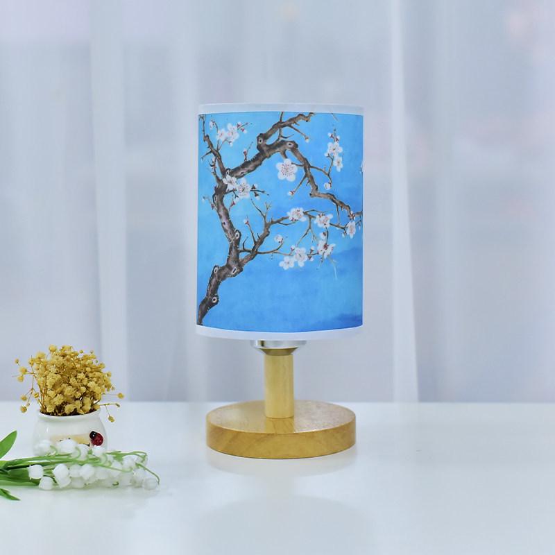 Retro Chinese-Style LED Desk Lamp: Artistic Bedside Night Light
