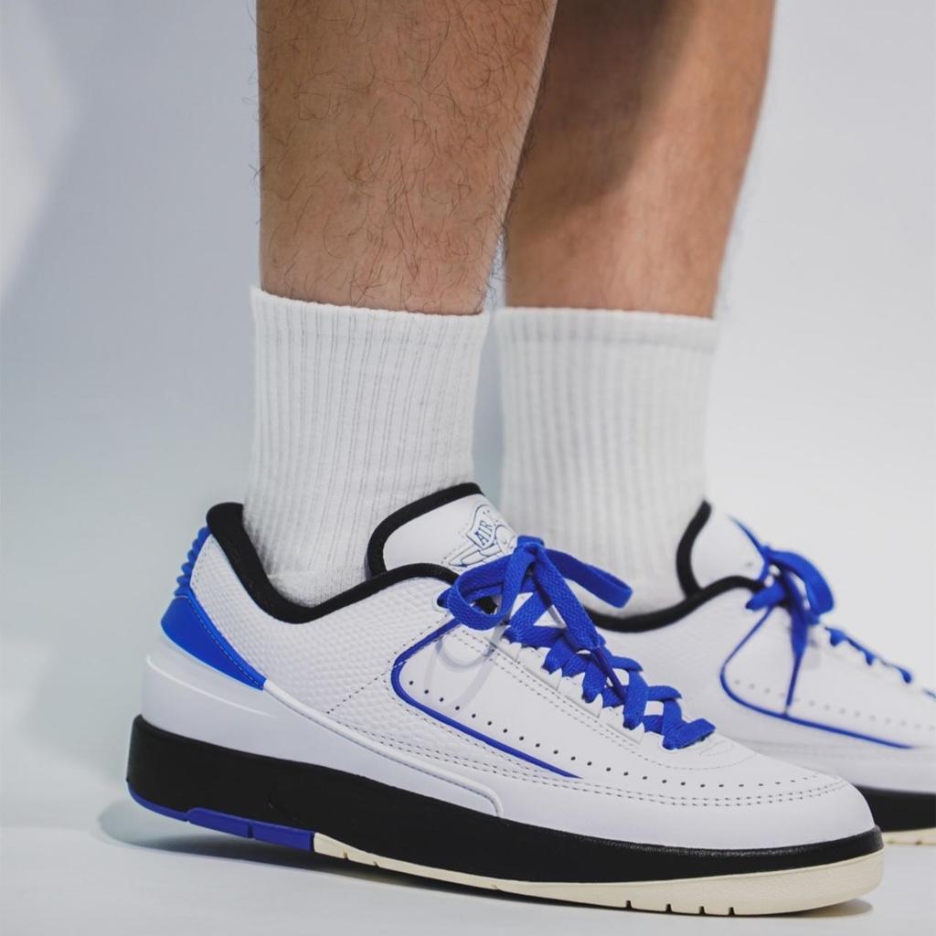 Женские Air Jordan 2 Retro Low Varsity Royal DX4401-104