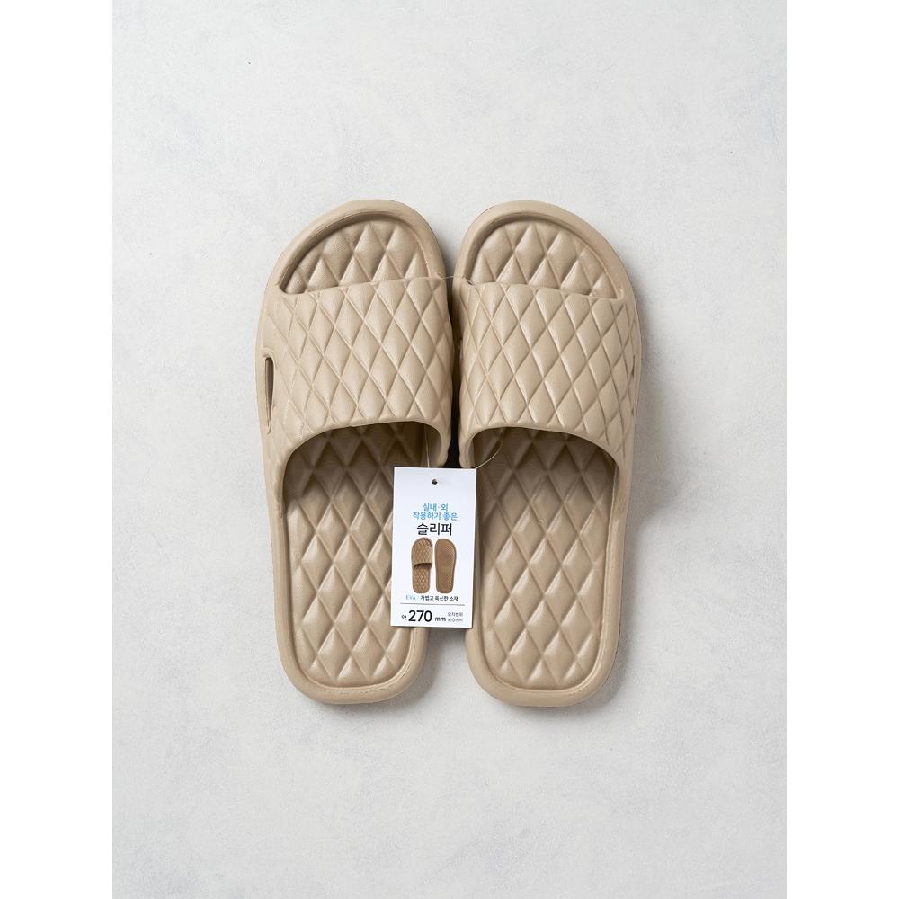 Тапочки Daiso с ромбовидным узором 260–280 мм