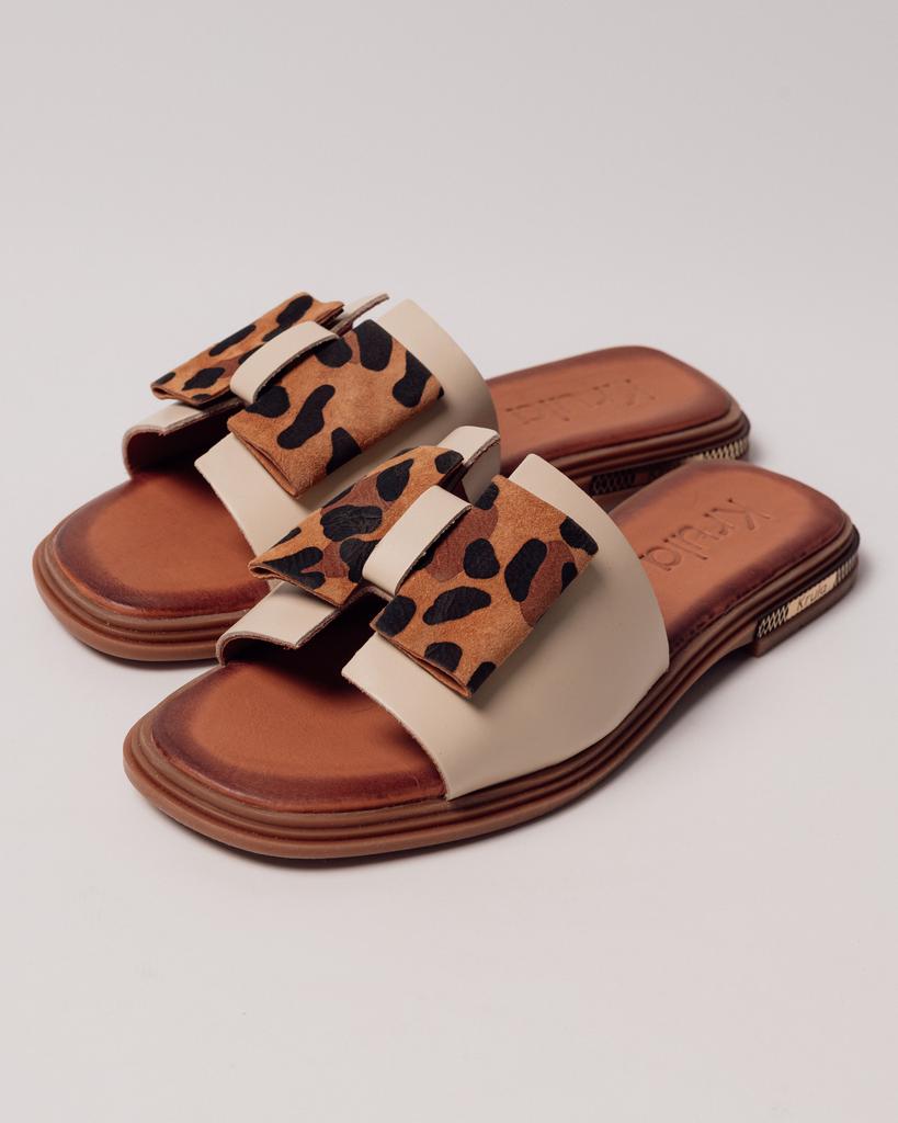 Шлепанцы с бантом Krula 21325 36 бежевые кожа