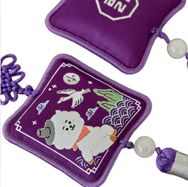 BT21 Брелок с вышитой кисточкой Premium K Edition (7 вариантов)