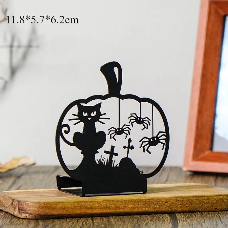 Handcrafted Wrought Iron Candle Holder Lamp Spooky Halloween Décor Unique Creative Ornament for Your Home's Festive Atmosphere