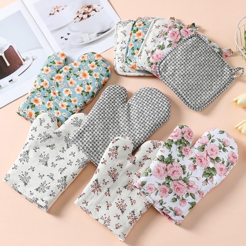 2Pcs Heat Resistant Microwave Oven Gloves Heat Insulation Baking Gloves Hot Pot Cooking