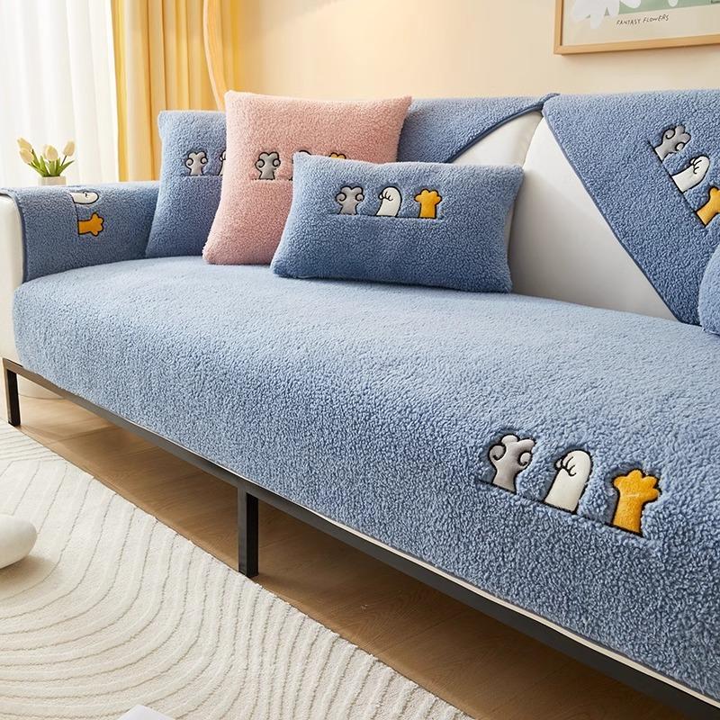 Winter Sofa Cushion Lint-Free Anti-Scratching Sofa Cover Cloth Non-Slip Thick Lambskin Sofa Cushion