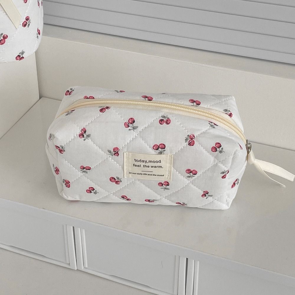 Floral Toiletry Cosmetic Pouch Flower Printed Makeup Lipstick Case Makeup Accessory