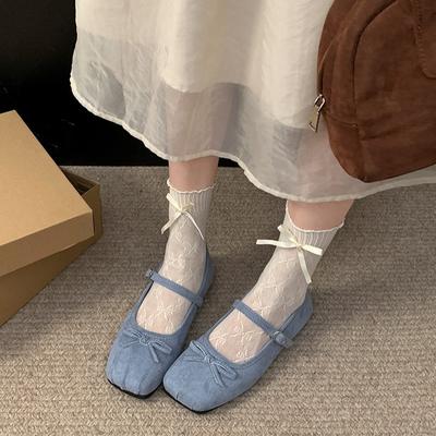 Ретро универсальные красные французские туфли-лодочки с мелким вырезом на плоской подошве женские 2025 новая осенняя юбка туфли Мэри Джейн на мягкой подошве