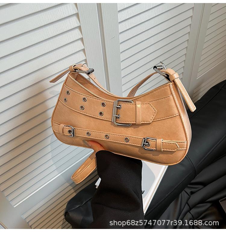 Retro fashion Korean version armpit bag New niche trend design Locomotive bag Versatile high-end single shoulder messenger bag