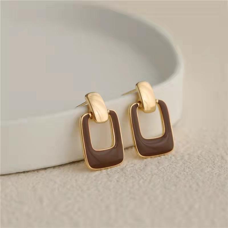 Autumn Winter New Brown Earrings Vintage Matte Drop Earrings for Women Metal Fashion Statement Dangle Earring Trend Jewelry