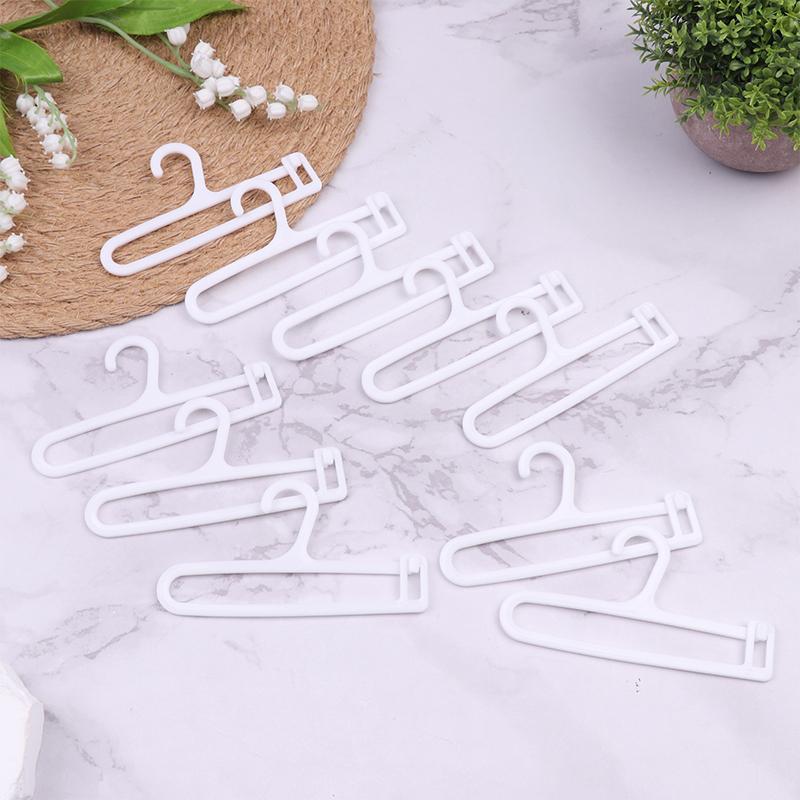 10 шт./лот мини-вешалки для кукол аксессуары для кукольного гардероба одежда для кукольного домика игрушка