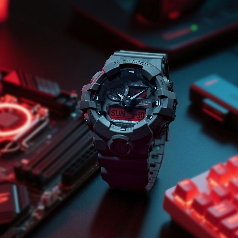 Casio Мужские часы G-SHOCK из смолы, водонепроницаемые 200 м, цифровые, ударопрочные, кварцевые, GA-700BBR-1A