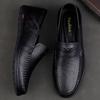 Fashionable New Men's Leather Casual Shoes with Soft Soles Comfortable Driving Shoes Versatile Simple Commuting Men's Work Shoes