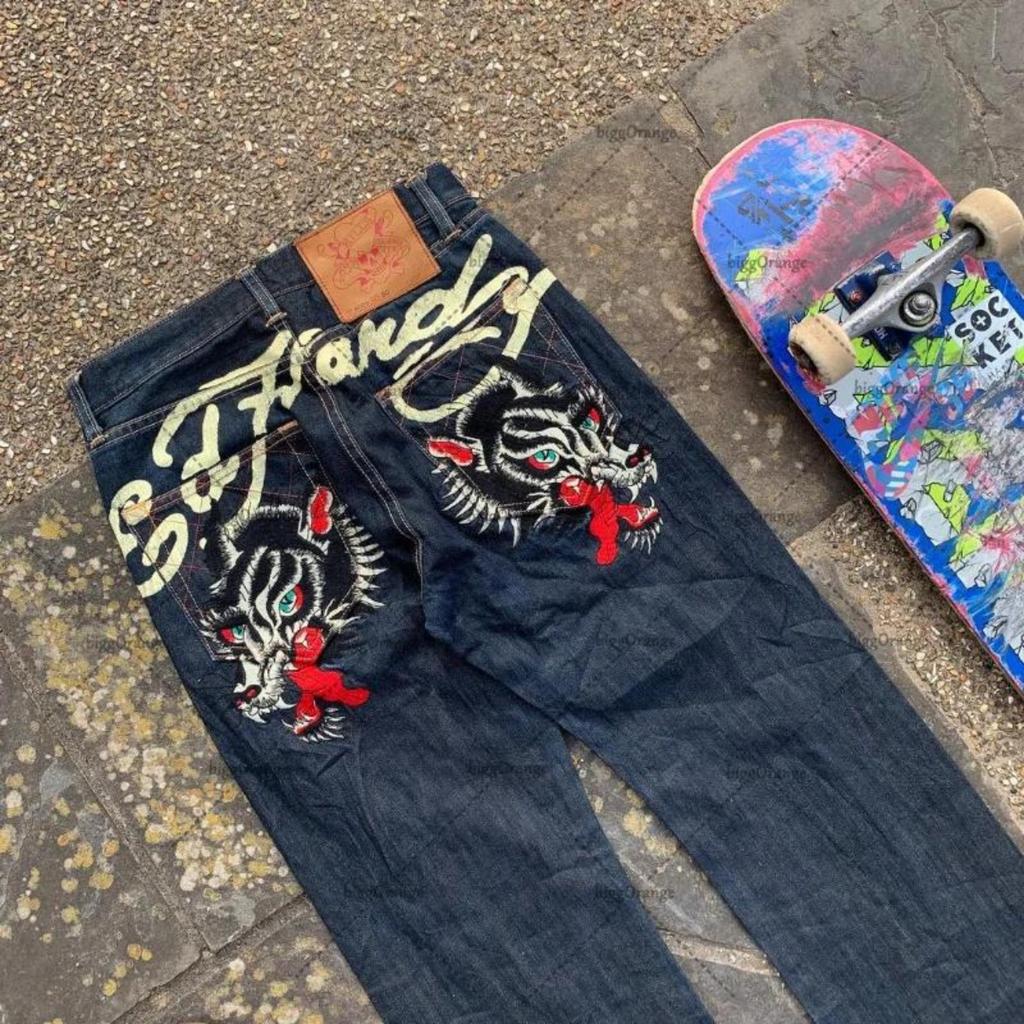 Мужские джинсы Ed Hardy с высокой посадкой, уличного стиля, с вышитой графикой и ретро хип-хоп дизайном