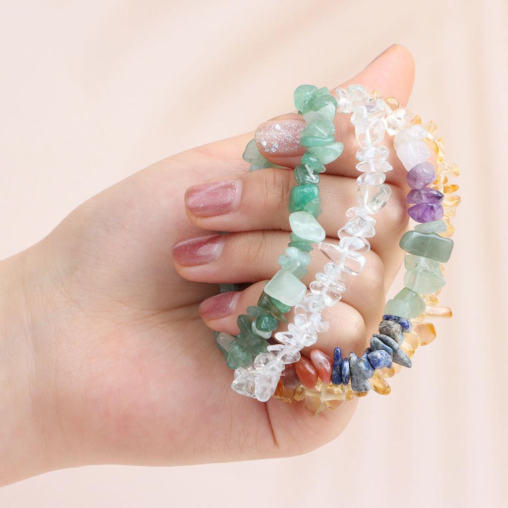 Набор из 15 браслетов с нерегулярными кристаллами