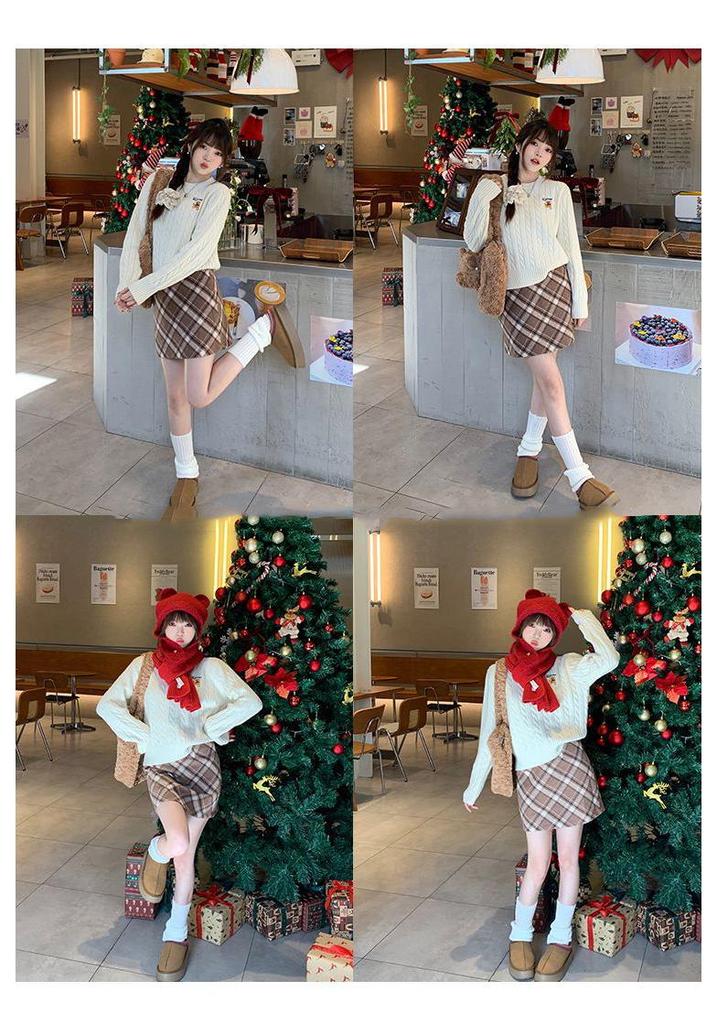 Women's Gray Little Bear Sweater: High-End Korean-Style Knit Top for Autumn/Winter 2025.