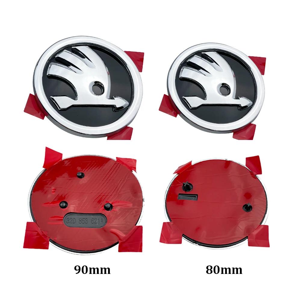 Car Sticker 2Pcs 80mm 90mm Emblem For Skoda Fabia 1 2 Octavia a7 RS Superb Rapid Yeti Karoq Vision Car Head Front Rear Boot Tail