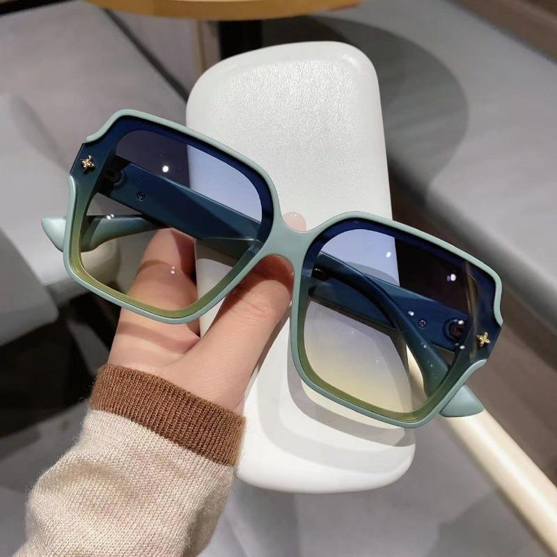 Vintage Women's Sunglasses for Female Retro Square Sunglasses Shades