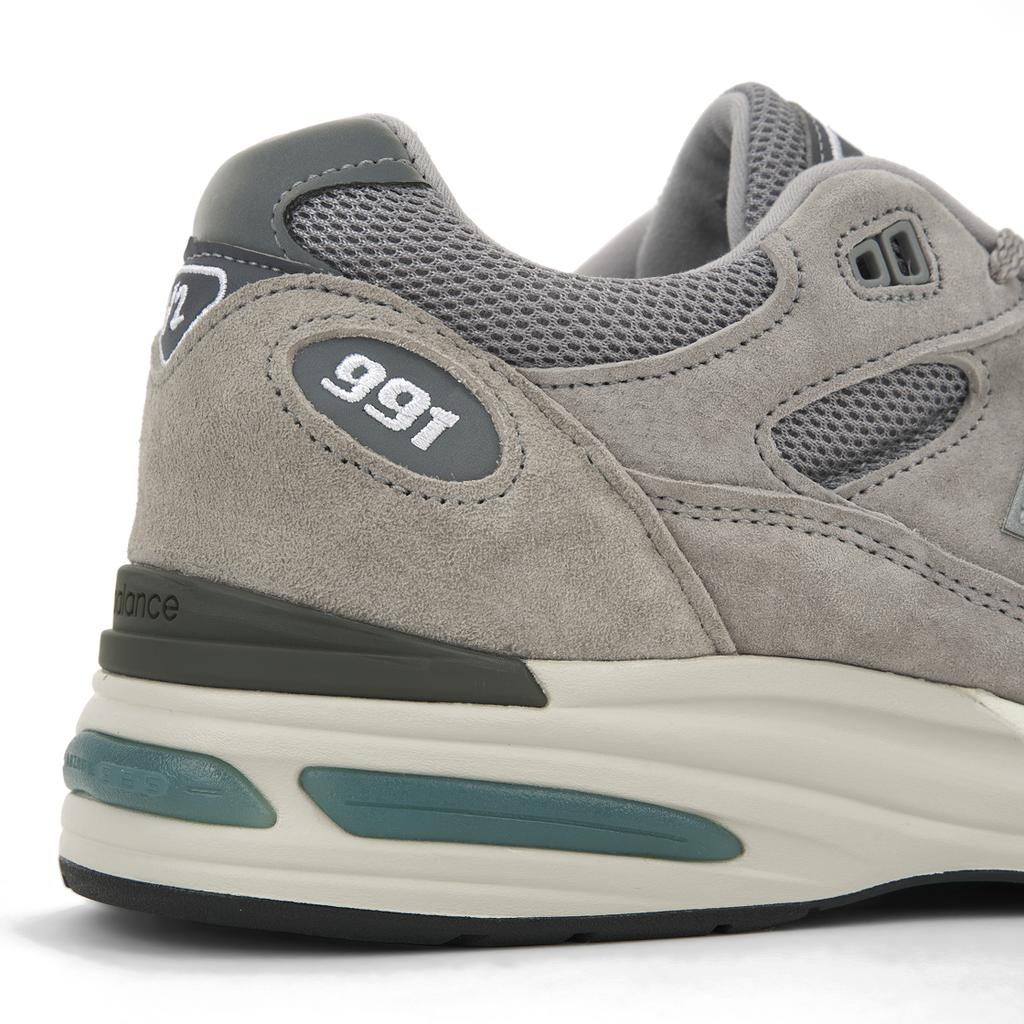New Balance 991v2 Сделано в Англии Кроссовки унисекс Rock Ridge Серый сплав Серебристый U991GL2