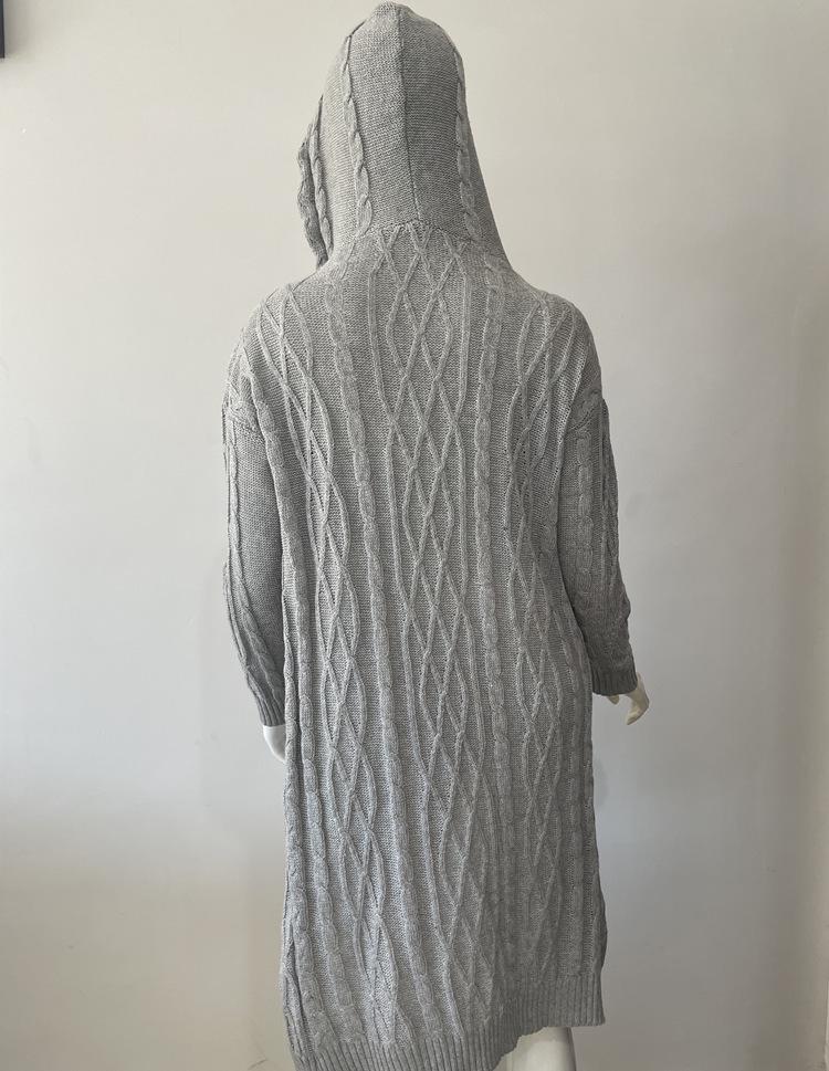 Европейский и американский кардиган с капюшоном и кабельным узором, 2025: Осенне-зимний женский свитер в стиле «ленивый шик»