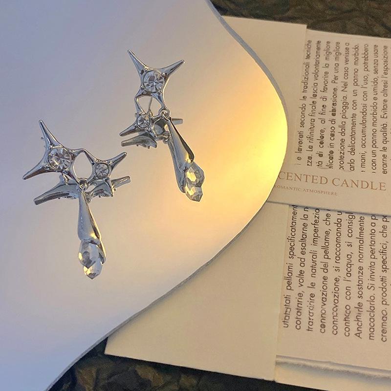 Трендовые клетчатые мозаичные серьги Осень/Зима 2025 для женщин