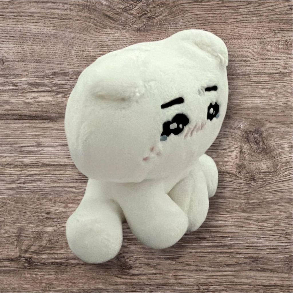 [USED] Stray Kids Felix Plush Toy, Crying Too Much, Yongbok, Sitting Ver.