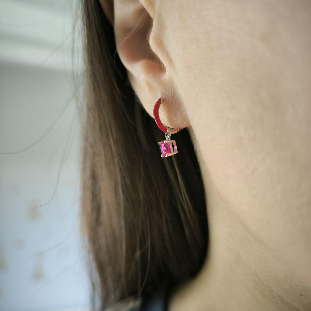 Серебряные серьги с фианитами, емаллю (60002191)