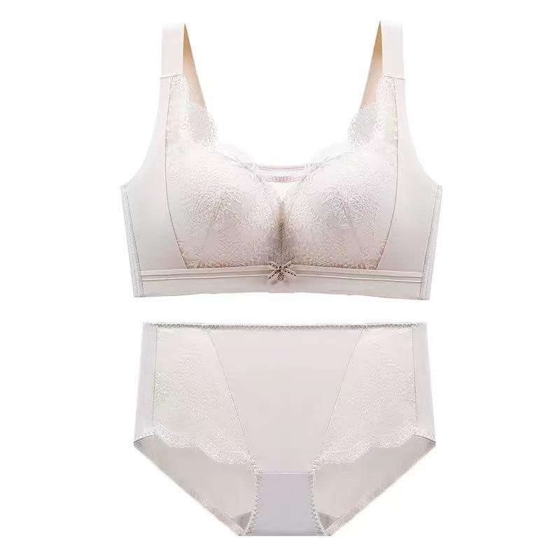 Формирующий бюстгальтер с тонкими чашками для минимизации внешнего вида большой груди и создания эффекта похудения. Комплект бюстгальтера с полной чашкой.