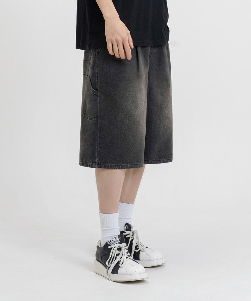 LEMAIN SECOND Bermuda Wide One-Pleat Carpenter Denim Elastic Shorts [Black Denim]