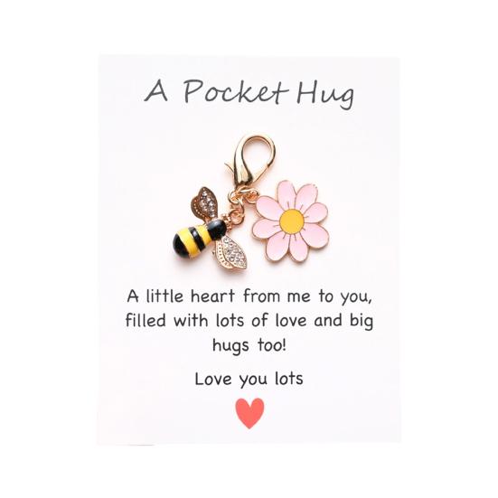 Цветок Удачи Карманное Объятие Брелок Вдохновляющий Бабочка/Пчела/Божья Коровка Цветок Брелок Шарм с Карточкой Подарки для Женщин Подруг Коллег
