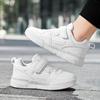 Детская мода Тренд Липучка Толстая подошва Повседневная обувь для скейтборда Уличная повседневная спортивная обувь Белая обувь