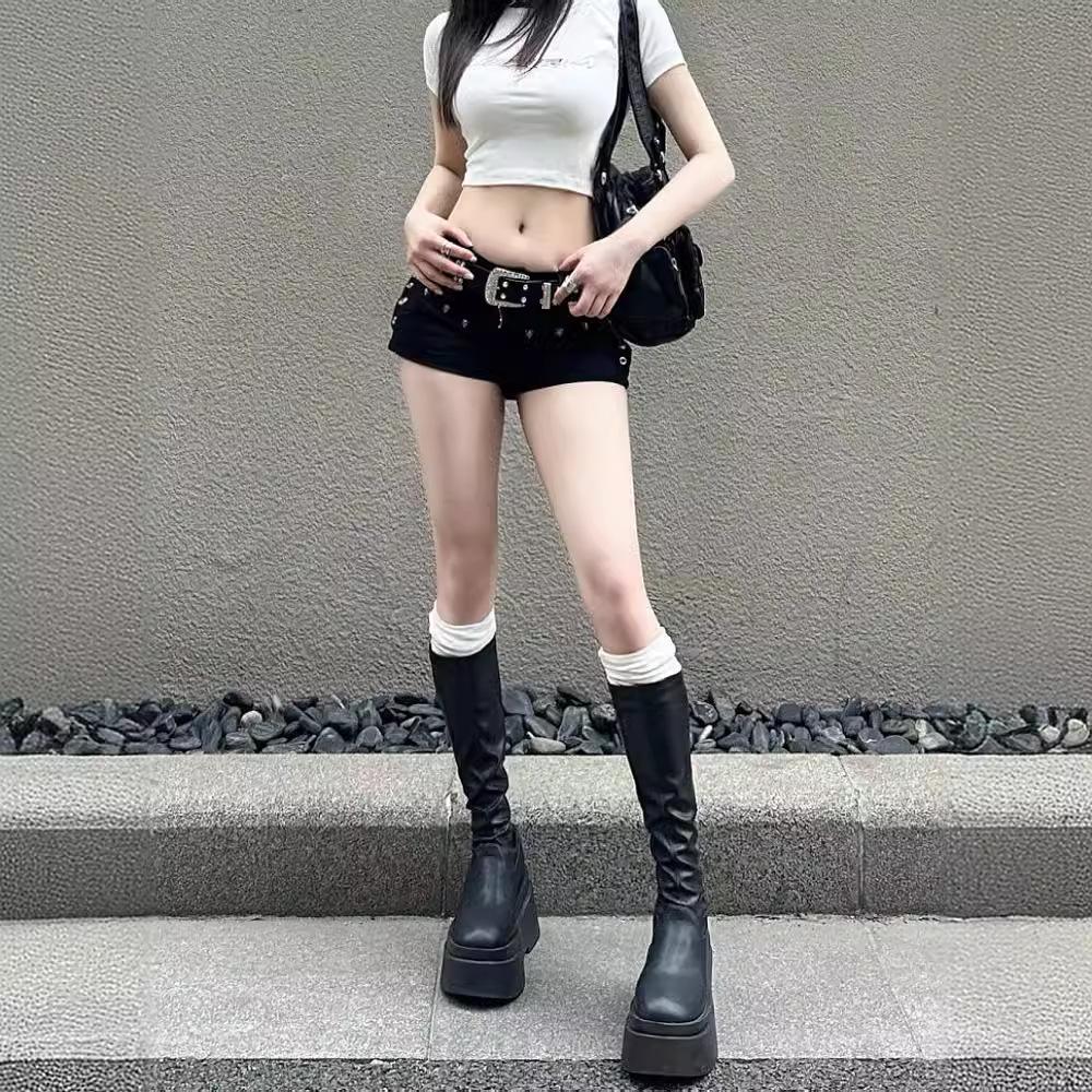 Стиль Y2K Плюс Размер С Низкой Посадкой Приталенные А-силуэта Джинсовые Супершорты - Европейский и Американский Ретро Трендовые Женские Горячие Шорты.