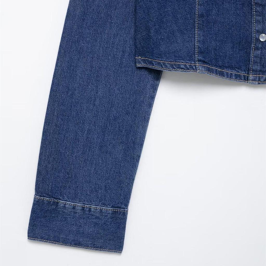 Весенний женский джинсовый комплект 2025 года: рубашка с поясом и плиссированные длинные брюки