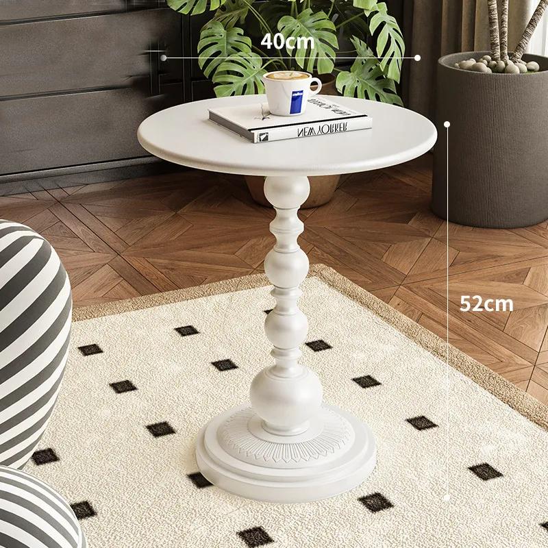 Простой диван Edge Light Luxury Retro Style Маленький круглый столик для балкона Маленький журнальный столик Маленькая угловая тумбочка для гостиной YLE46