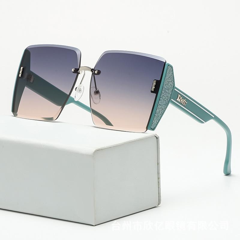 New square sunglasses fashion sunglasses thin face sunglasses UV protection