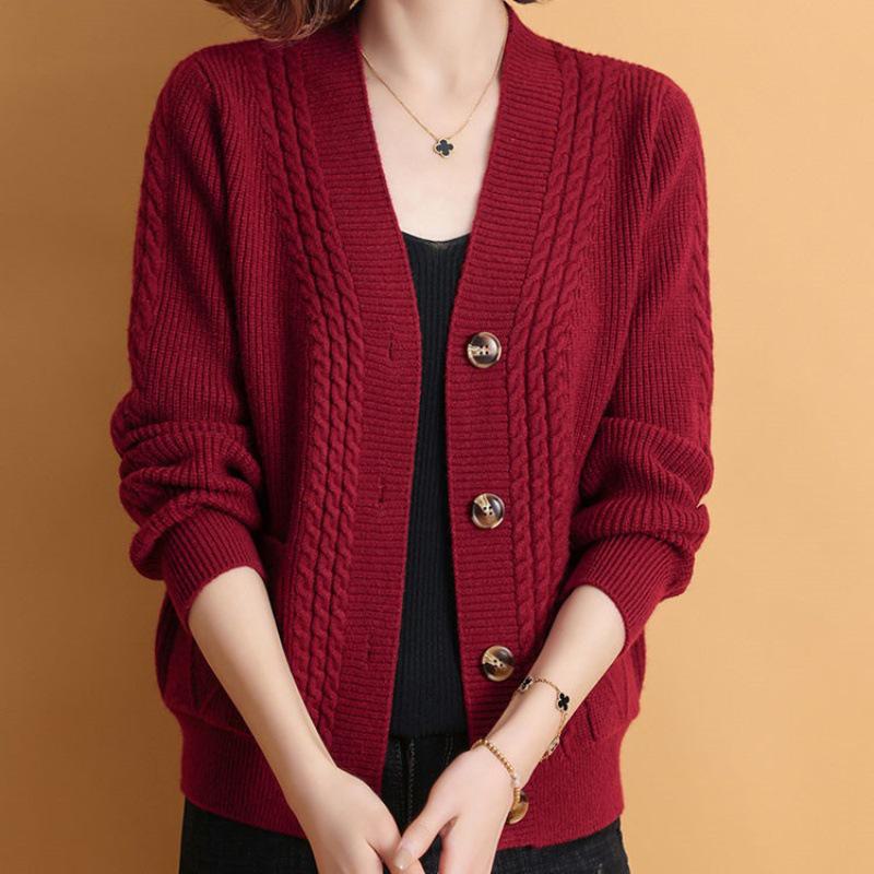 Кардиган крупной вязки в ретро-стиле для женщин