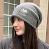 Корейский стиль Вышивка бантом Шапка-пилотка Большой обхват головы Подчеркивающая лицо Маленькая шапка-пуловер для женщин Осень и зима Теплая вязаная шерстяная шапка