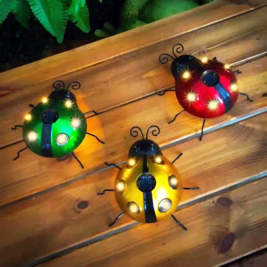 Садовая статуя божьей коровки, светильник на солнечной энергии, светодиодный декоративный светильник из кованого железа, ландшафтный светильник для двора