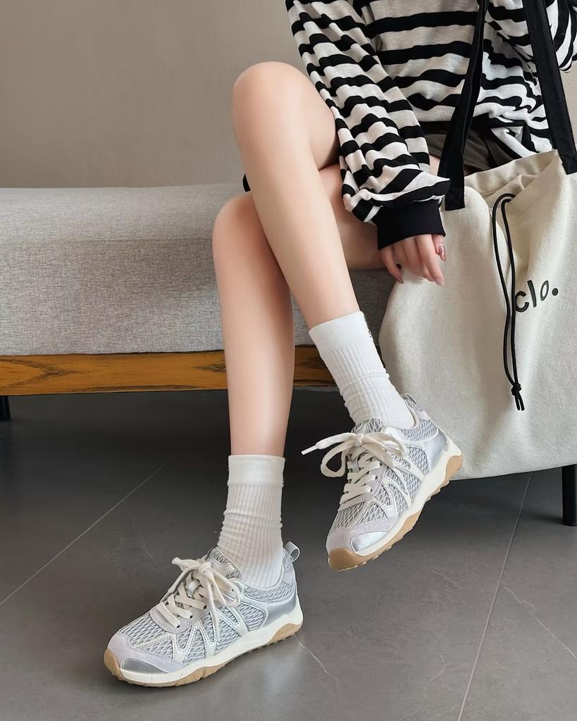 Ретро контрастная цветная вставка на плоской подошве немецкие тренировочные туфли женские 2025 новые сетчатые дышащие удобные универсальные повседневные кроссовки Форрест Гамп