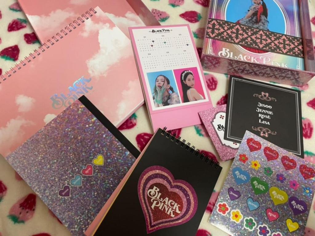 [USED] BLACKPINK 2021 SEASON'S GREETING