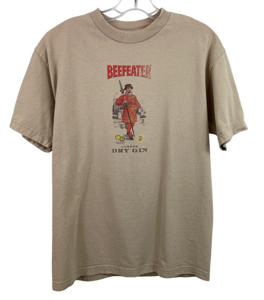 Beefeater London Dry Gin Tan Short Sleeve T-shirt Mens Size Medium Vintage Unisex T-Shirt